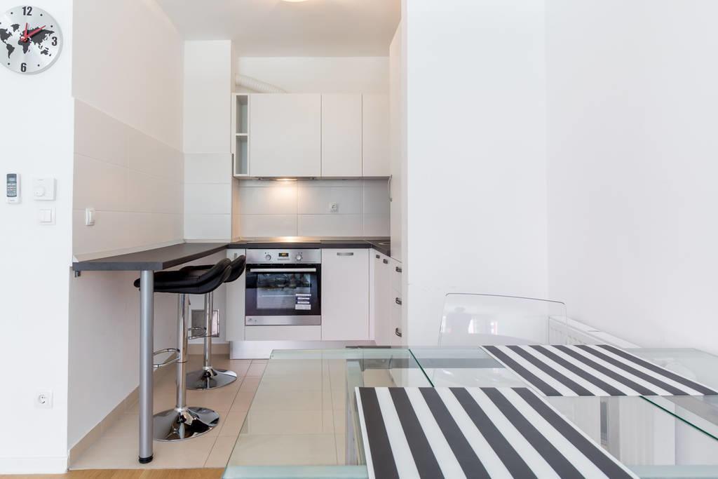 Flexible Selfcheckins 9 - Zagreb - Garage - Electric Vehicle Ccharger - Loggia - New - Apartments Repinc 9 Exteriör bild
