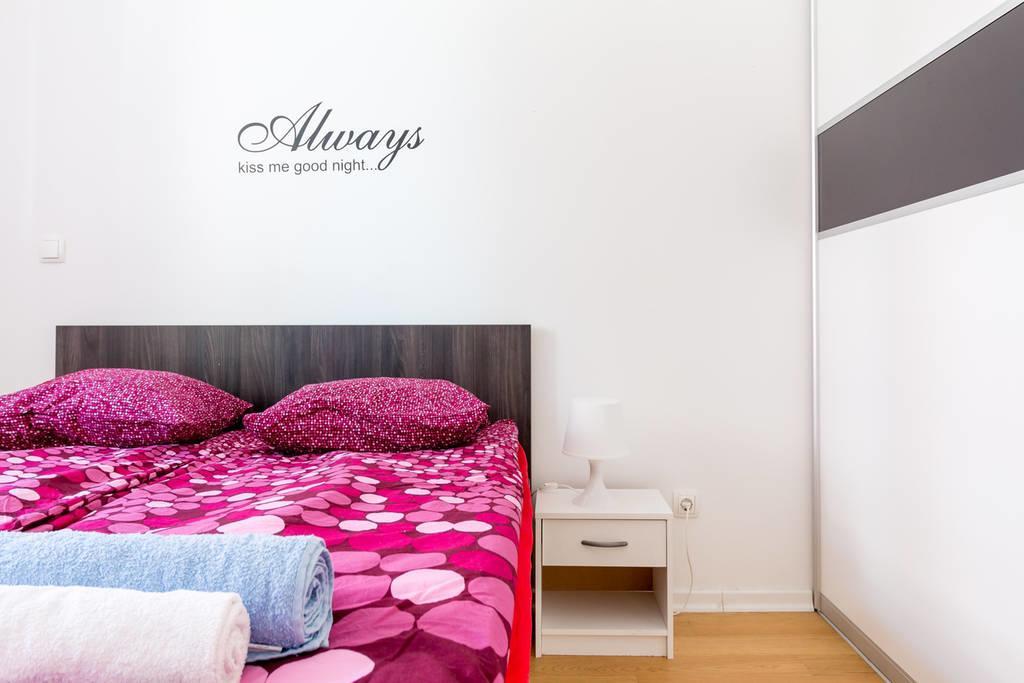 Flexible Selfcheckins 9 - Zagreb - Garage - Electric Vehicle Ccharger - Loggia - New - Apartments Repinc 9 Exteriör bild